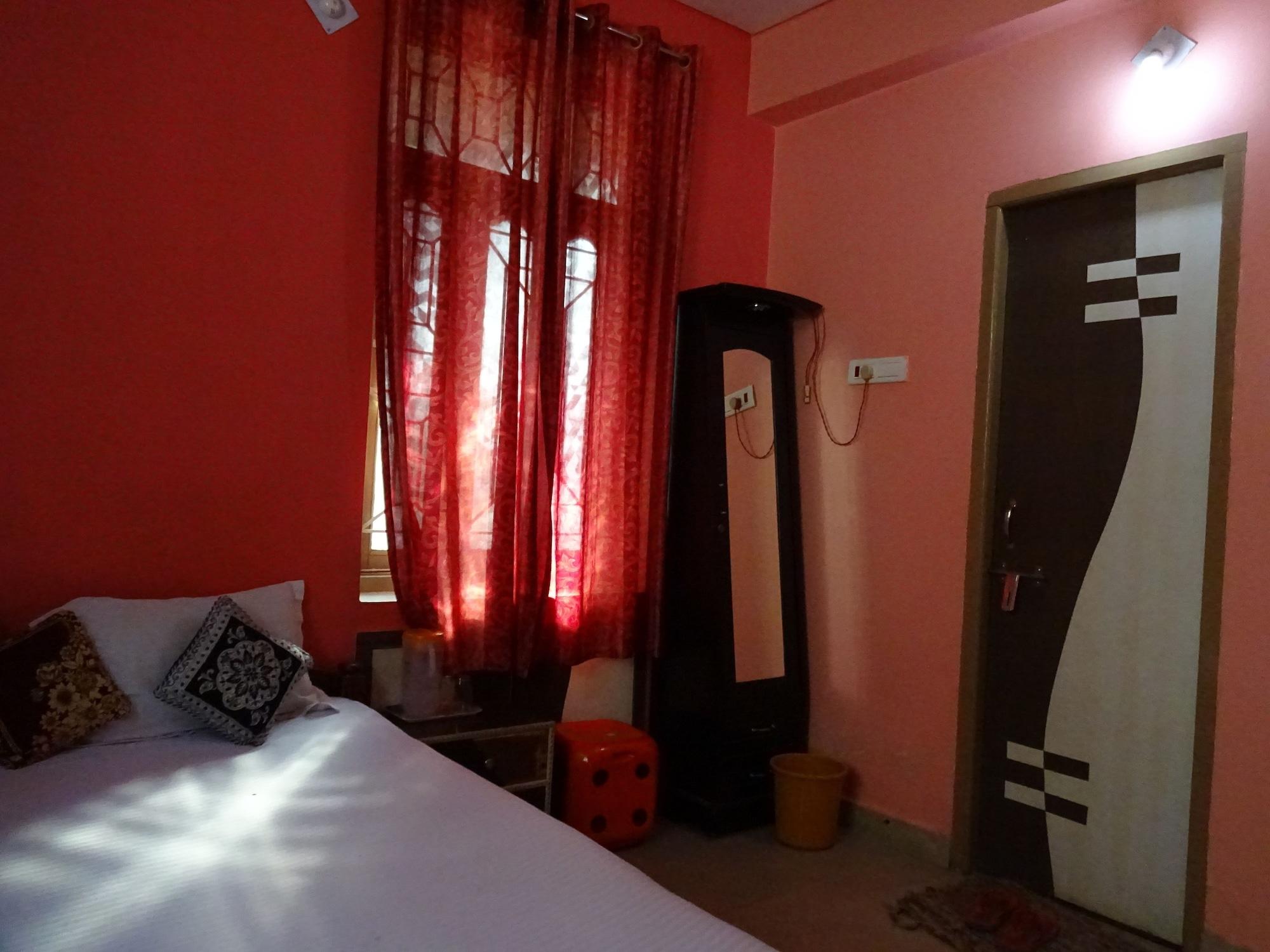 Hotel Viraat Inn Gaya Exteriör bild