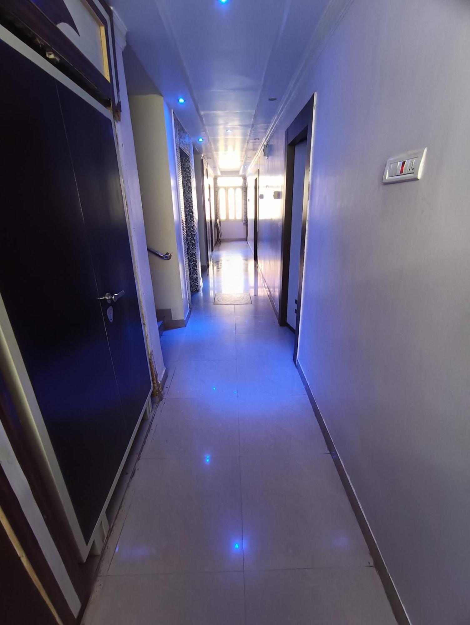 Hotel Viraat Inn Gaya Exteriör bild